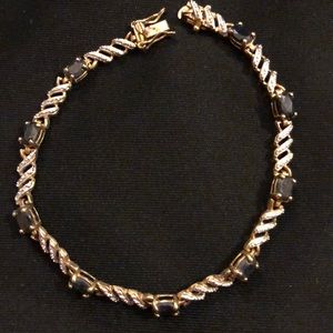 Bracelet with black stones and silver